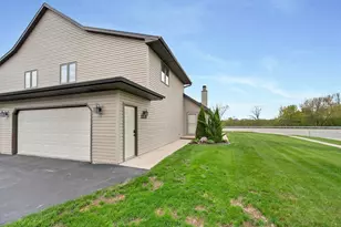 2228 Lost Dauphin Rd, De Pere, WI 54115 - Photo 3