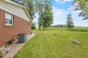 138 Elm Dr, Green Bay, WI 54313 - Photo 19