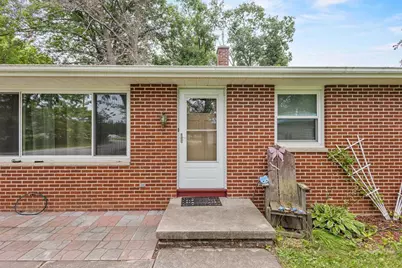138 Elm Drive, Green Bay, WI 54313 - Photo 9
