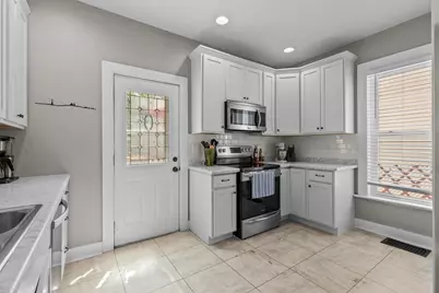 623 W New York Avenue, Oshkosh, WI 54901 - Photo 25