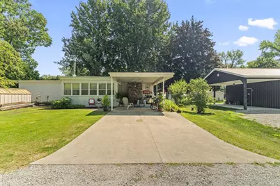 2073 S Point Comfort Road, Oshkosh, WI 54902 - Photo 33