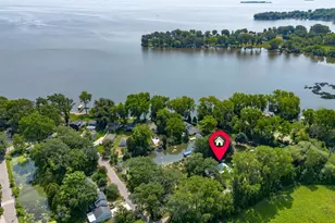 2073 S Point Comfort Rd, Oshkosh, WI 54902 - Photo 37
