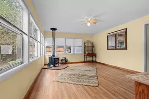 2073 S Point Comfort Rd, Oshkosh, WI 54902 - Photo 15