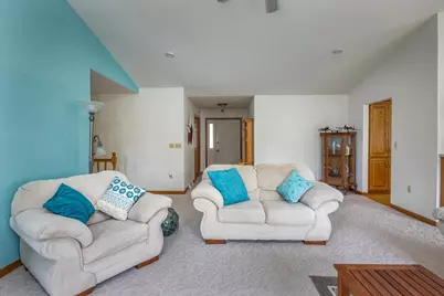 4149 Westview Lane, Oshkosh, WI 54904 - Photo 3