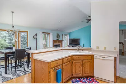4149 Westview Lane, Oshkosh, WI 54904 - Photo 7