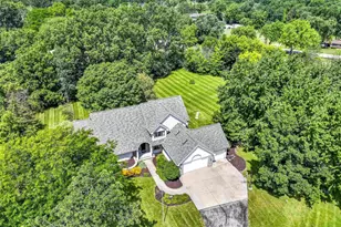 2928 E Ridge Pl, Neenah, WI 54956 - Photo 61