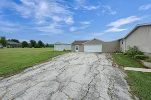 E1207 Town Hall Rd, Luxemburg, WI 54217 - Photo 3