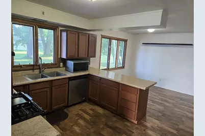 215 Center Street, North Fond du Lac, WI 54937 - Photo 5