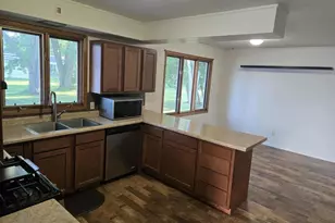 215 Center St, North Fond du Lac, WI 54937 - Photo 5