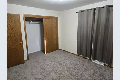 215 Center Street, North Fond du Lac, WI 54937 - Photo 9