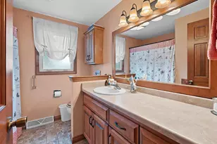 1015 Estes Dr, De Pere, WI 54114 - Photo 27