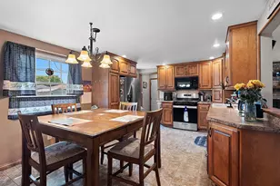 1015 Estes Dr, De Pere, WI 54114 - Photo 21