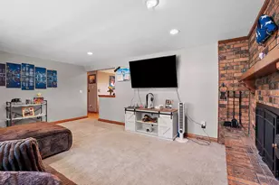 1015 Estes Dr, De Pere, WI 54114 - Photo 19