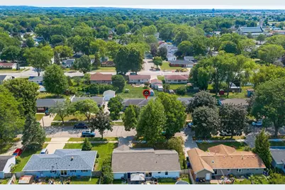 1015 Estes Drive, De Pere, WI 54114 - Photo 11