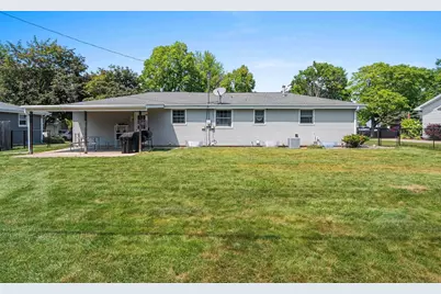 1015 Estes Drive, De Pere, WI 54114 - Photo 9