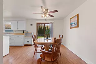 914 Rasmussen Pl, Green Bay, WI 54304 - Photo 9
