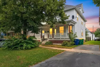 234 N Oakland Avenue, Green Bay, WI 54303 - Photo 1