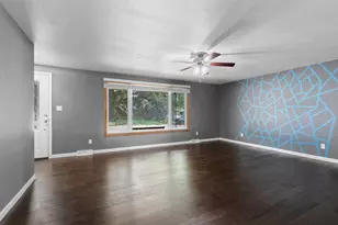 2354 E River Dr, Green Bay, WI 54301 - Photo 7
