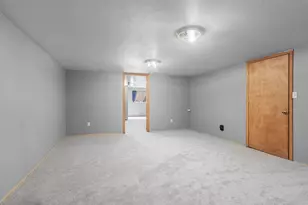 2354 E River Dr, Green Bay, WI 54301 - Photo 35