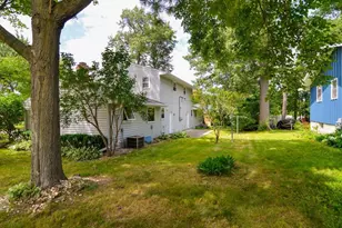 1439 Springdale Ln, Green Bay, WI 54304 - Photo 5