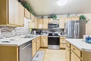 3325 N Casaloma Dr #40, Appleton, WI 54913 - Photo 11