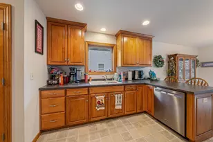 2361 Indy Ct, De Pere, WI 54115 - Photo 13