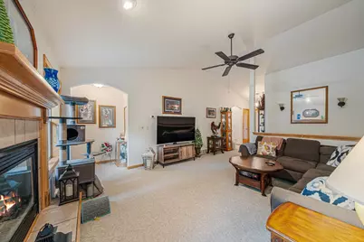 2361 Indy Court, De Pere, WI 54115 - Photo 5