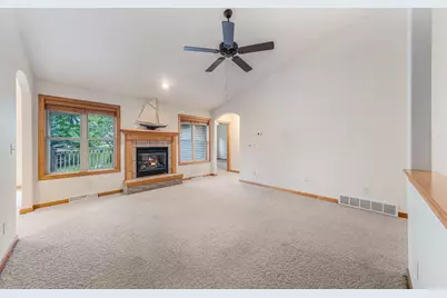 2361 Indy Court, De Pere, WI 54115 - Photo 7