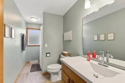 815 Eckardt Court, Oshkosh, WI 54902 - Photo 15