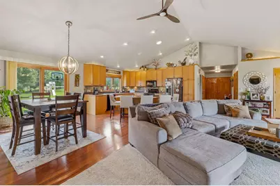 W8314 Hawkview Circle, Fond du Lac, WI 54937 - Photo 3