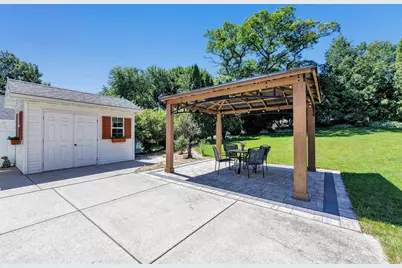 244 E Mission Road, Green Bay, WI 54301 - Photo 31