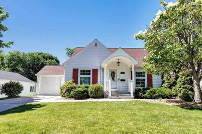 244 E Mission Road, Green Bay, WI 54301 - Photo 1