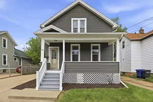 851 Franklin St, Oshkosh, WI 54901 - Photo 1