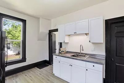 851 Franklin Street, Oshkosh, WI 54901 - Photo 3