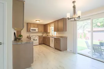 517 Kelly Jo Drive, Green Bay, WI 54303 - Photo 13