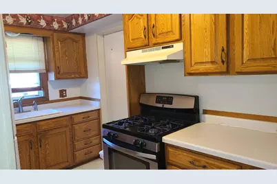 2410 Lina Lane, Green Bay, WI 54304 - Photo 7