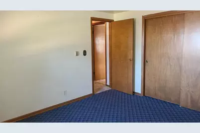 2410 Lina Lane, Green Bay, WI 54304 - Photo 17
