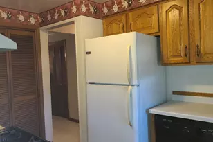 2410 Lina Ln, Green Bay, WI 54304 - Photo 9