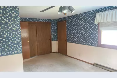 2410 Lina Lane, Green Bay, WI 54304 - Photo 21