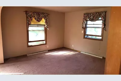 2410 Lina Lane, Green Bay, WI 54304 - Photo 13