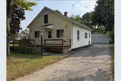 250 S Brown Avenue, Peshtigo, WI 54157 - Photo 1