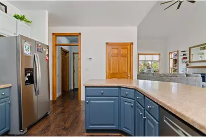 2292 Southern Cross Road, Green Bay, WI 54303 - Photo 17