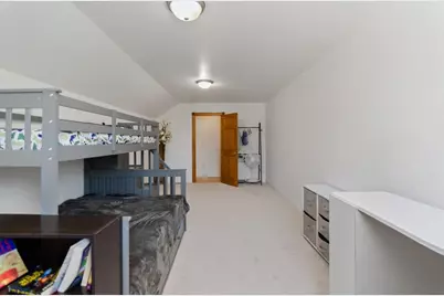 2292 Southern Cross Road, Green Bay, WI 54303 - Photo 37