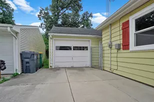 576 Drury Pl, Fond du Lac, WI 54935 - Photo 25