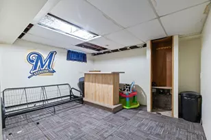 1526 Rugby St, Oshkosh, WI 54901 - Photo 17