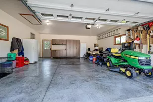 424 Vandeloo St, Kaukauna, WI 54130 - Photo 41
