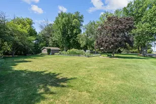 W6462 Lakeview Ct, Menasha, WI 54952 - Photo 43