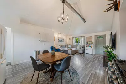1942 Harold Street, Green Bay, WI 54302 - Photo 9