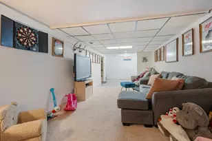 1942 Harold St, Green Bay, WI 54302 - Photo 21