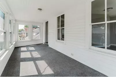 687 Central Street, Oshkosh, WI 54901 - Photo 17